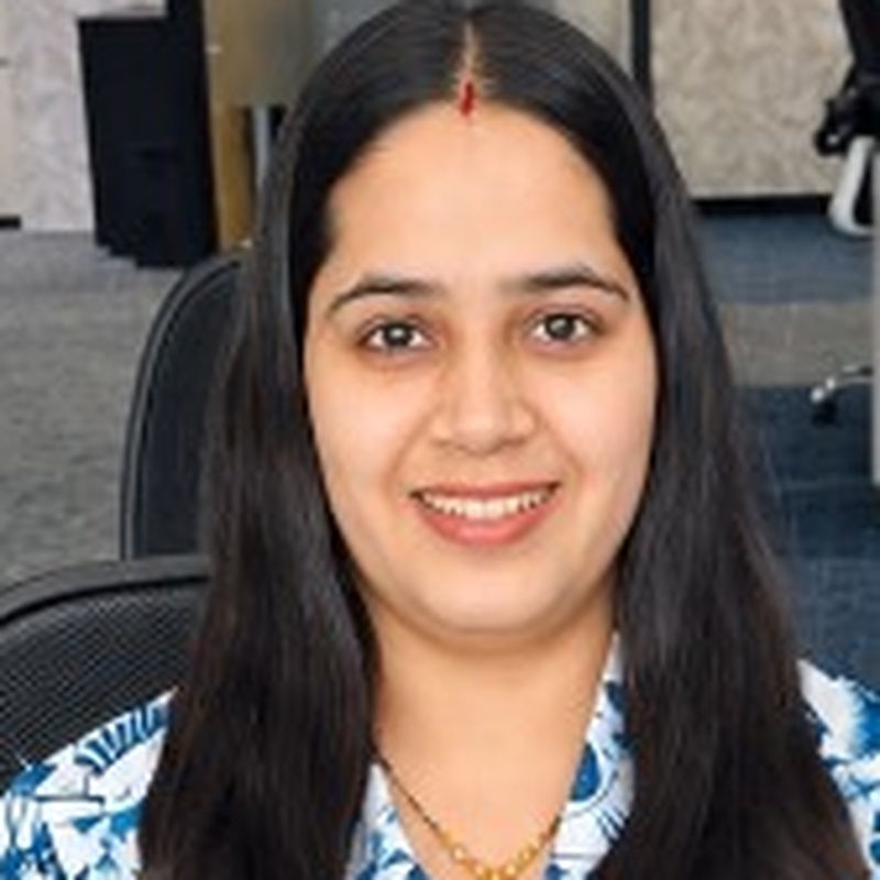 Ritu, Manager